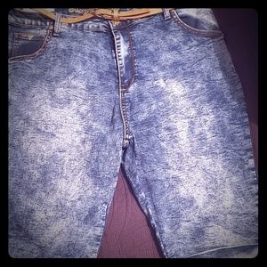 Women's  plus size denim shorts